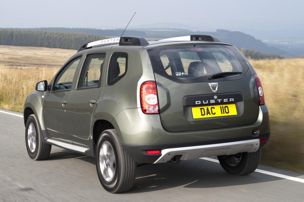 Comparison - Dacia Duster 2015 4x2 - vs - Daihatsu Terios 